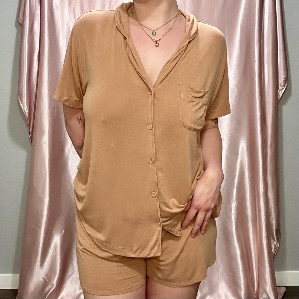 Skims Tan Sleepwear Set